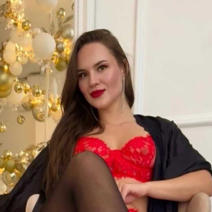 Miss_Kira_ — FansOnlyX creator profile
