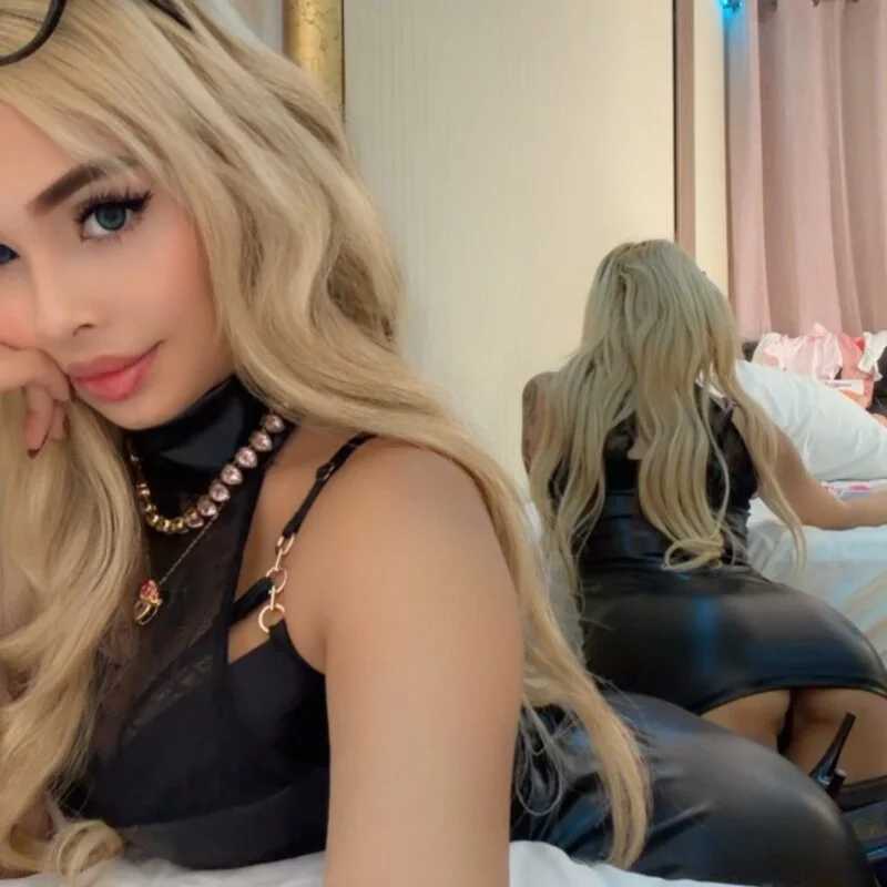 MiaBlondiee — FansOnlyX creator profile