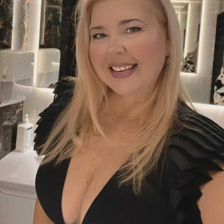 Galatea_2025 — FansOnlyX creator profile