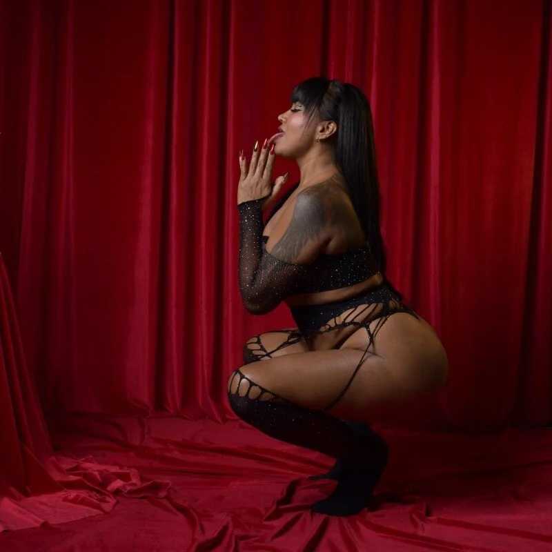 Ariana_Rodriguez — FansOnlyX creator profile
