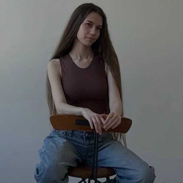 AliciaBrooks — FansOnlyX creator profile