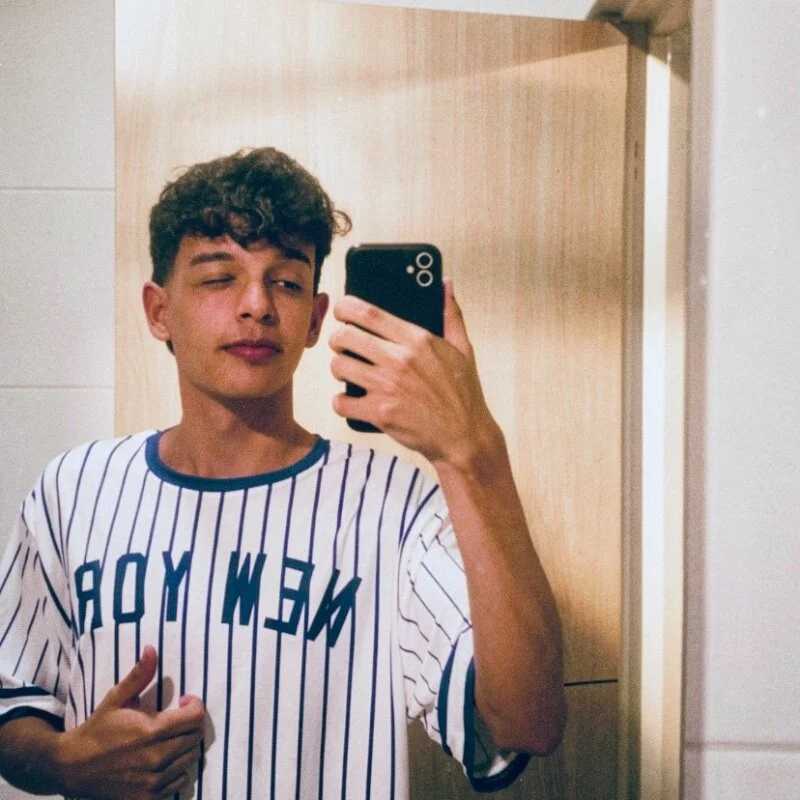 Maxfrost1 — FansOnlyX creator profile