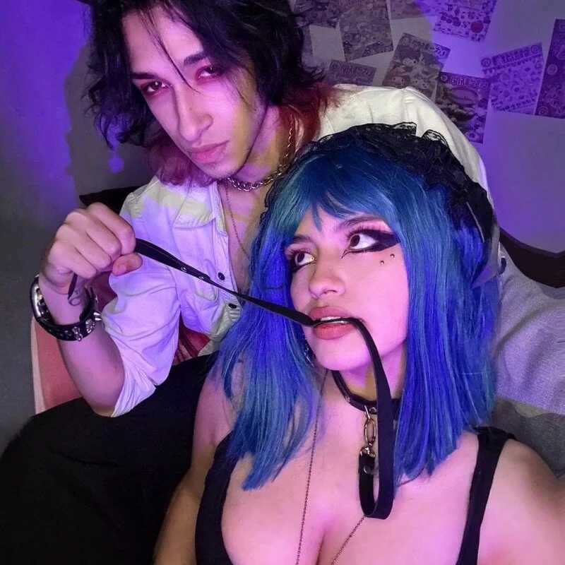 vamp_roxxy — FansOnlyX creator profile