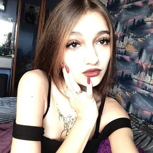 Emily_Carteri — FansOnlyX creator profile