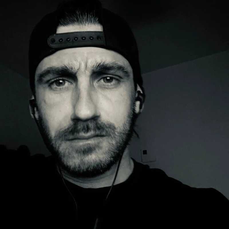 TooSmoot — FansOnlyX creator profile
