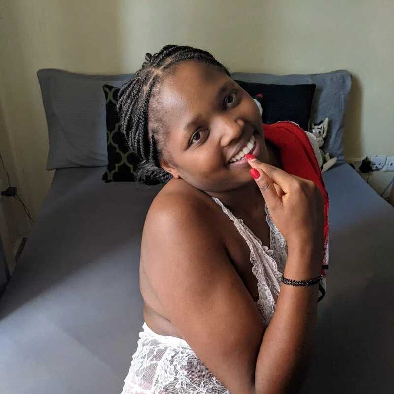 remyberry — FansOnlyX creator profile