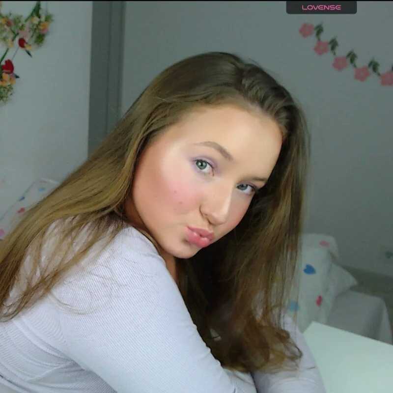 EmilyxxGraces — FansOnlyX creator profile