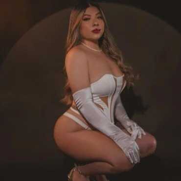 celeste_rosse — FansOnlyX creator profile