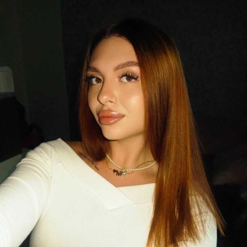 Lunabrunette — FansOnlyX creator profile