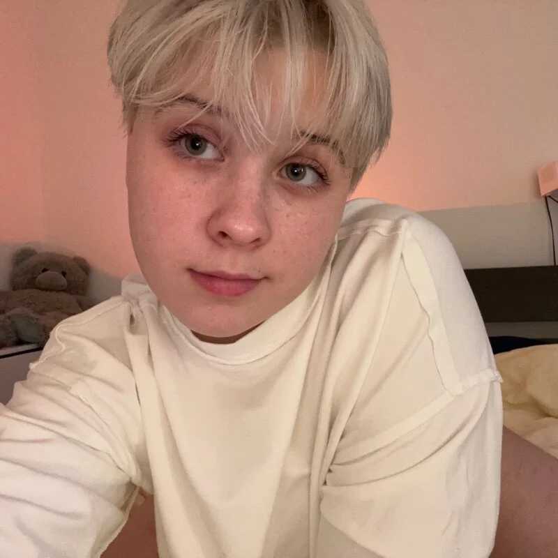 EvaSuunny — FansOnlyX creator profile