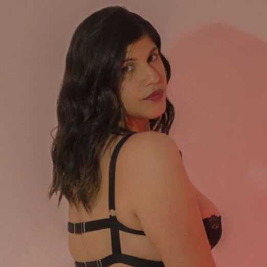 suzan_23 — FansOnlyX creator profile