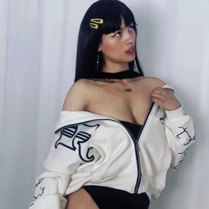 SaraLoveee_ — FansOnlyX creator profile