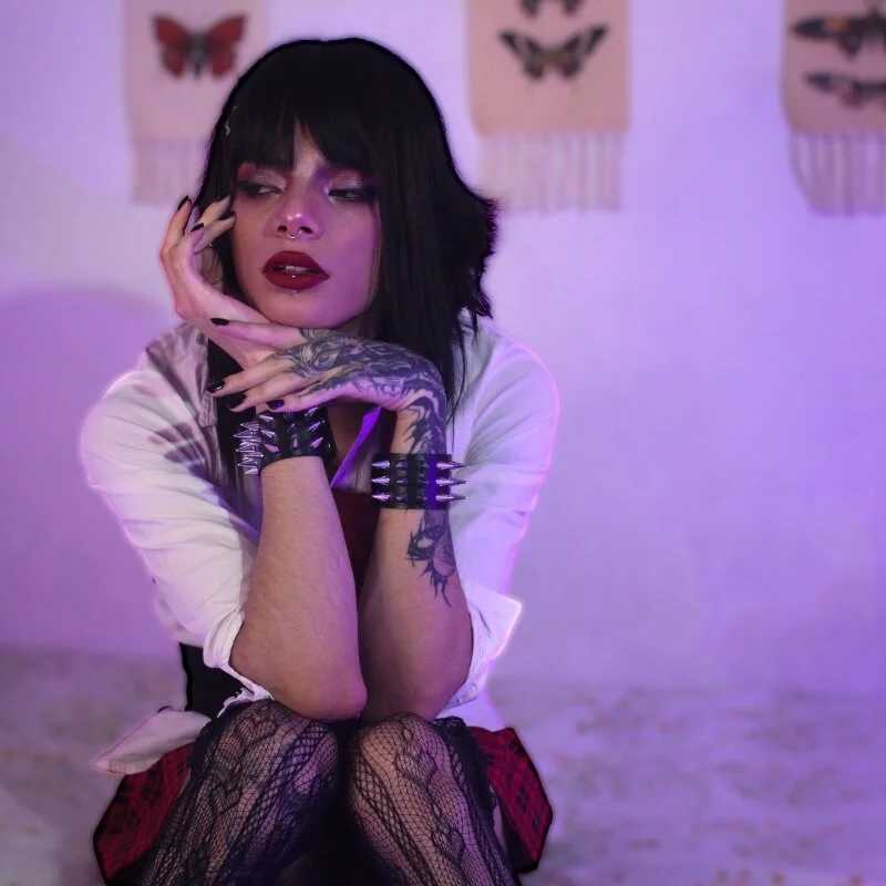 VelvetNyxx — FansOnlyX creator profile