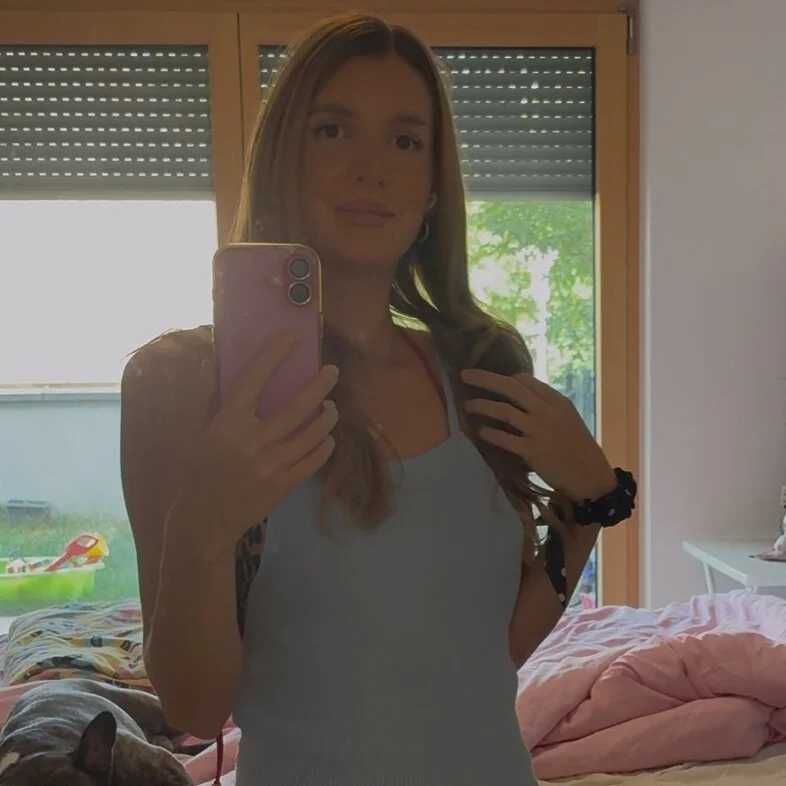 NinaLynnxx — FansOnlyX creator profile