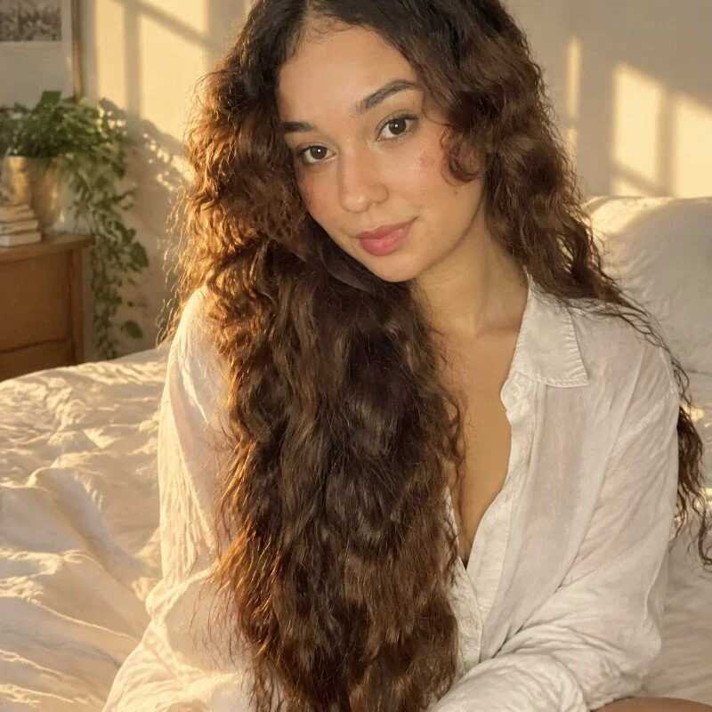 alana_lee23 — FansOnlyX creator profile