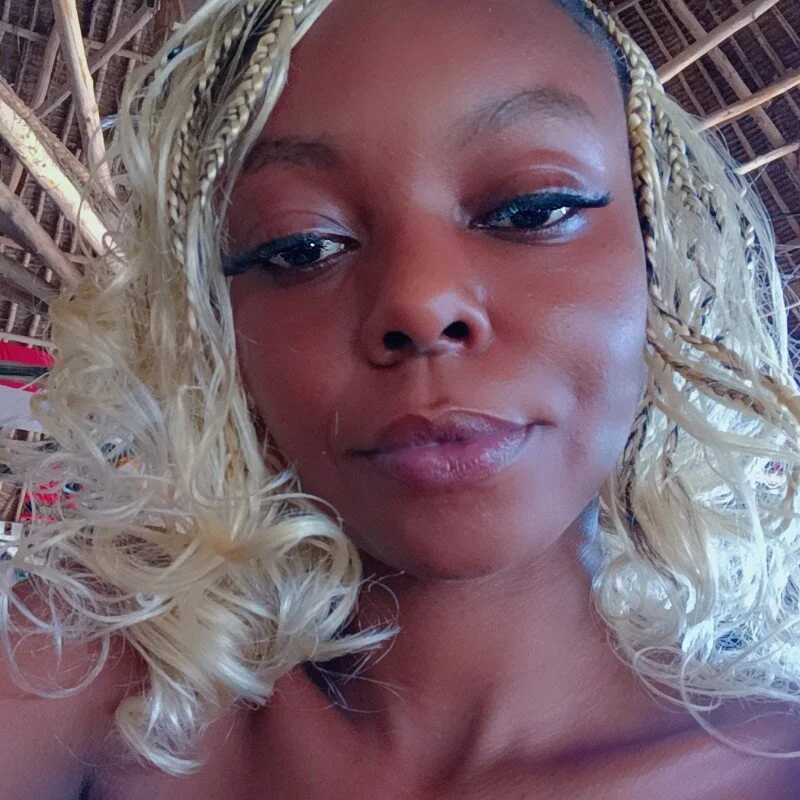 Sexyy_Talia — FansOnlyX creator profile
