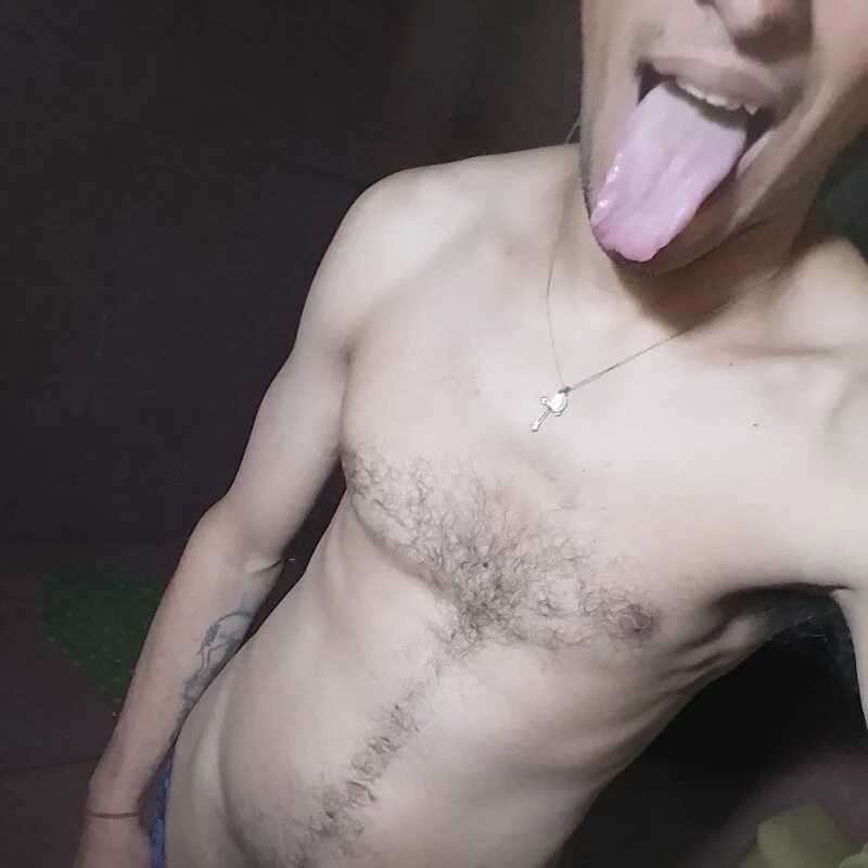 Elrosarinoooo12 — FansOnlyX creator profile
