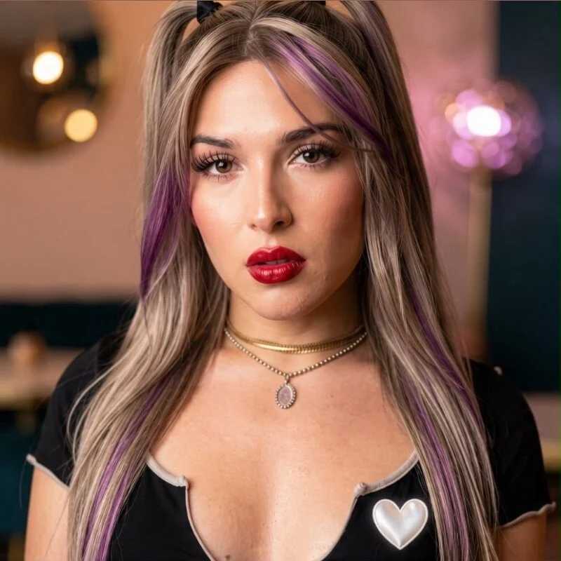 Ashly_Luxx — FansOnlyX creator profile