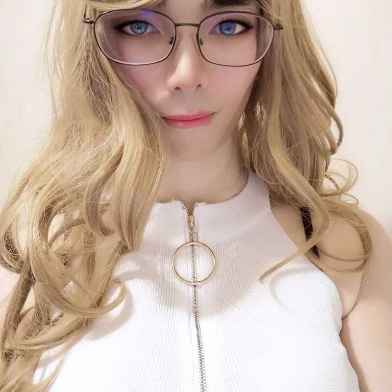 CrytinaSissyCrossdress — FansOnlyX creator profile