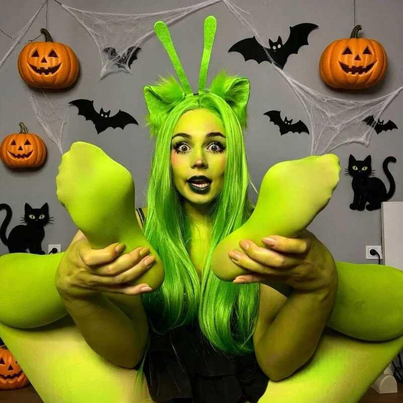 Katerinchik — FansOnlyX creator profile
