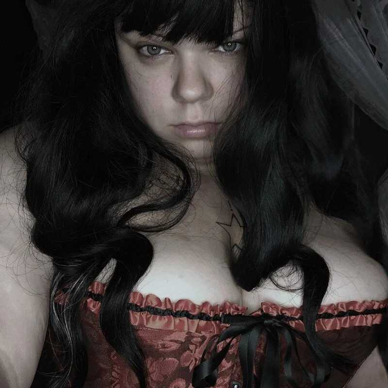 0pheliaravenmoor — FansOnlyX creator profile