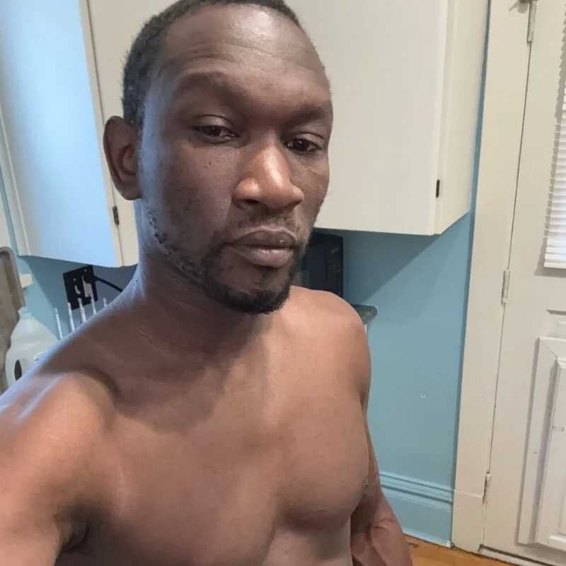 zoeboy305 — FansOnlyX creator profile