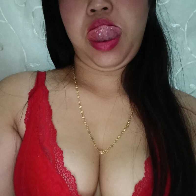 Susce_123 — FansOnlyX creator profile