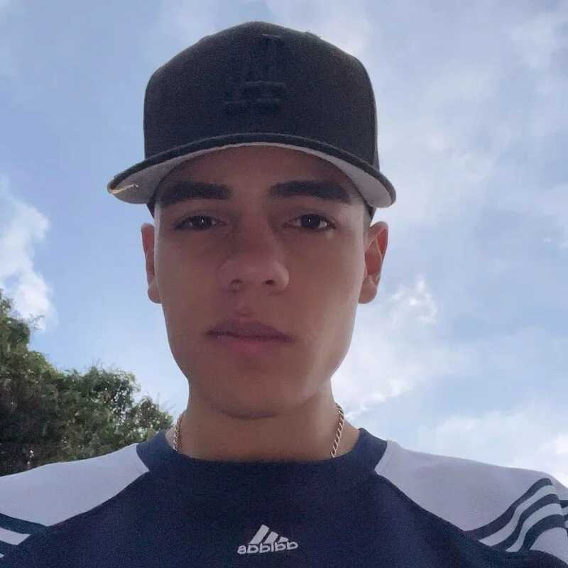 santiiago24 — FansOnlyX creator profile