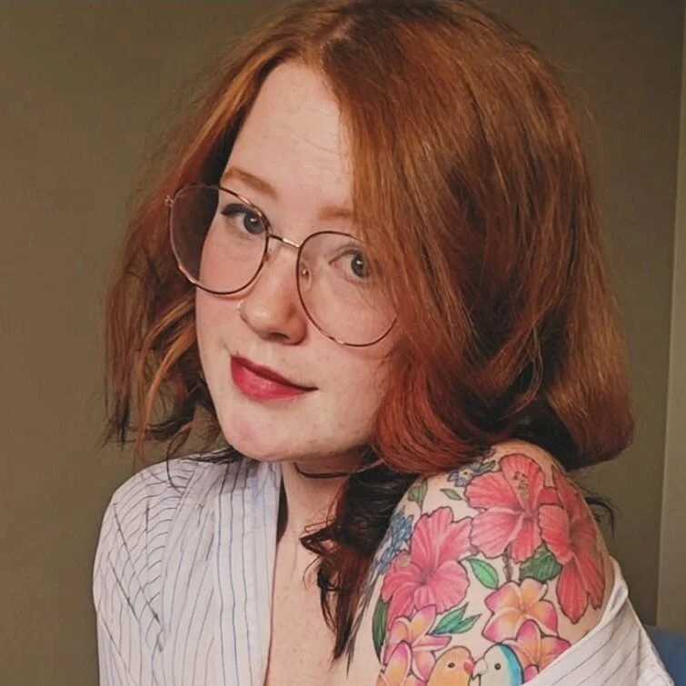 Strawberryfoxx — FansOnlyX creator profile