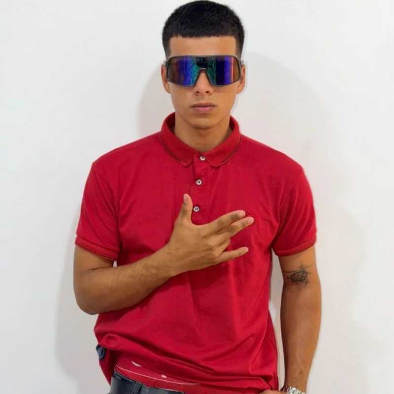 Yulian_Mendez — FansOnlyX creator profile