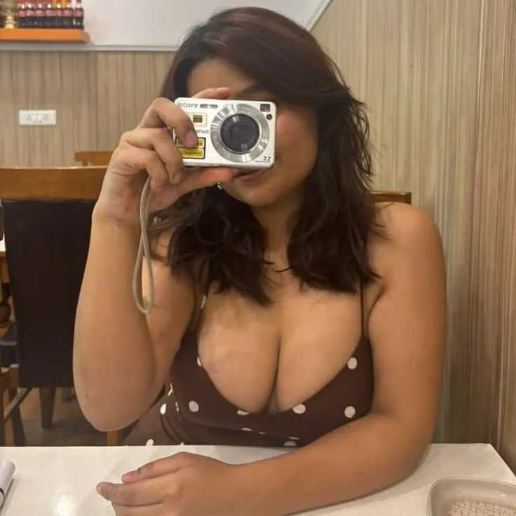 Simran_Sweet — FansOnlyX creator profile