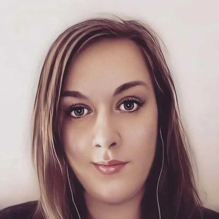 MarthaSimons — FansOnlyX creator profile