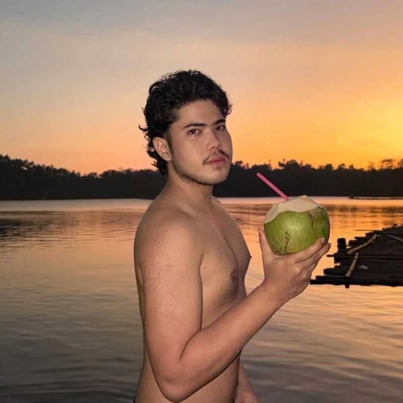 Vincente96 — FansOnlyX creator profile
