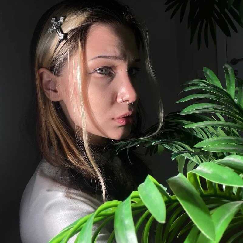 LustyAsuka — FansOnlyX creator profile