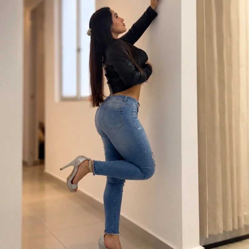 saray_mendozaa — FansOnlyX creator profile