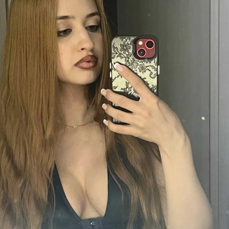 SexyLuxymur — FansOnlyX creator profile