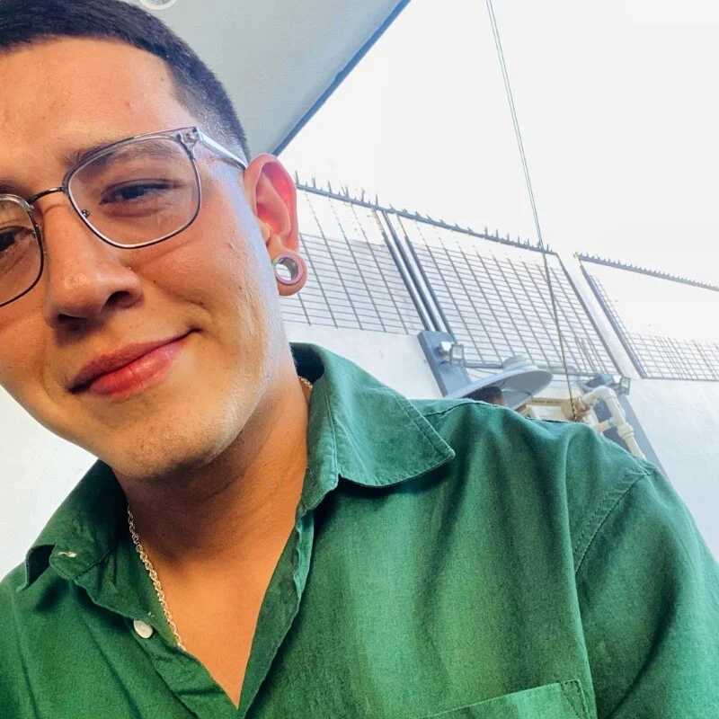 Juliozurita — FansOnlyX creator profile