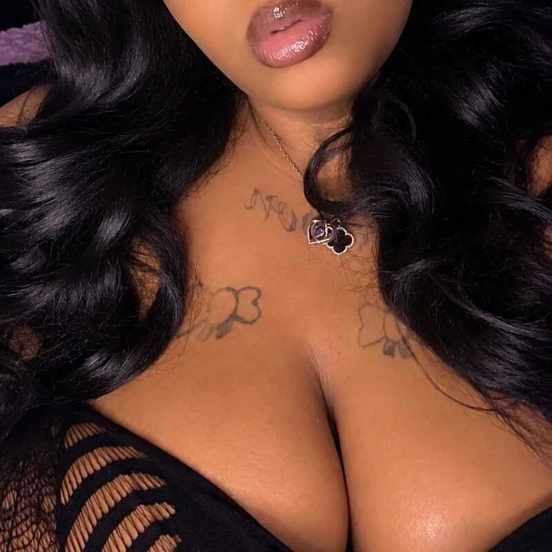 prettybbwatl — FansOnlyX creator profile