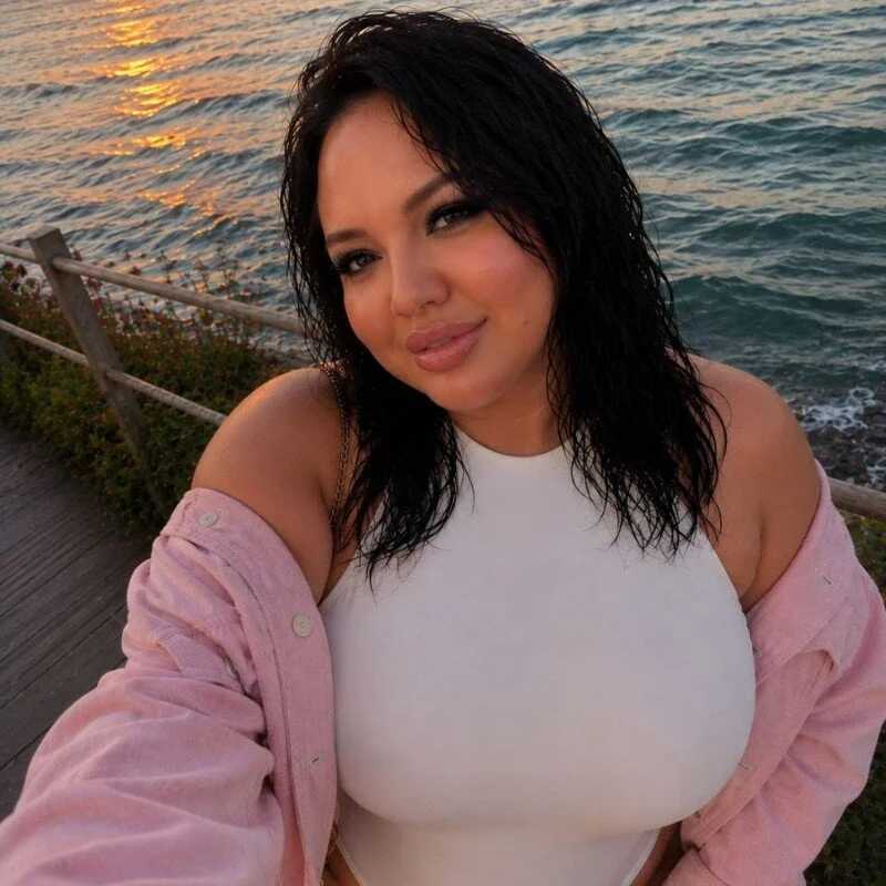 ScarletMoon- — FansOnlyX creator profile