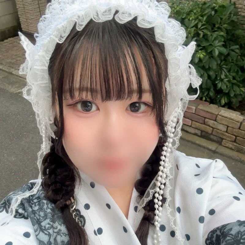 eina_aa — FansOnlyX creator profile