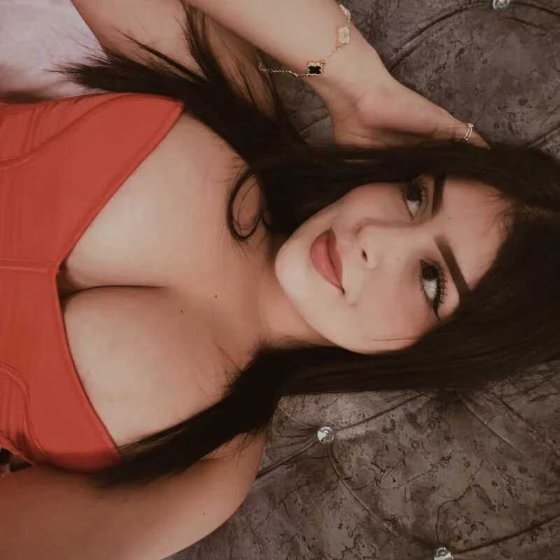 cloe_sexxx — FansOnlyX creator profile