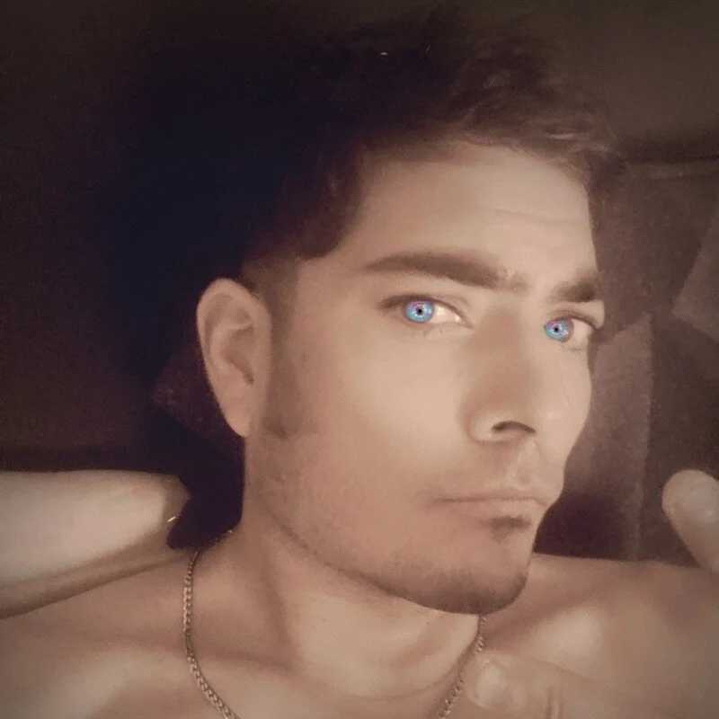 justBlowMe96 — FansOnlyX creator profile