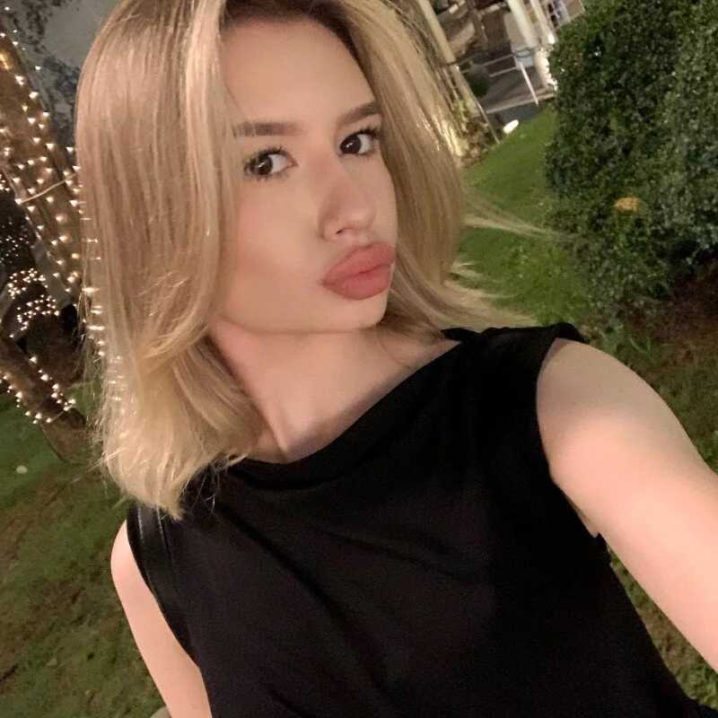 RebeccaMontgomery — FansOnlyX creator profile