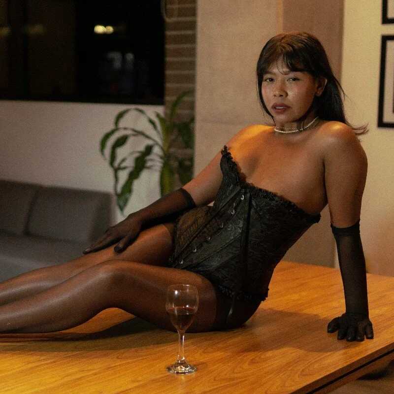 DonaBella17 — FansOnlyX creator profile