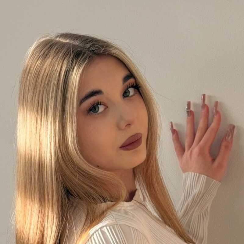HarrietElrick — FansOnlyX creator profile