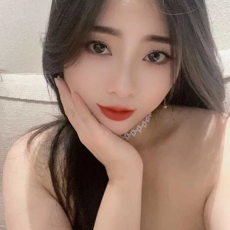 aisha123123 — FansOnlyX creator profile