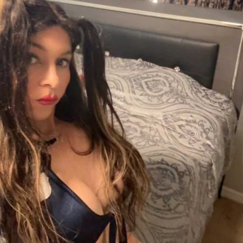 Cubanita123 — FansOnlyX creator profile
