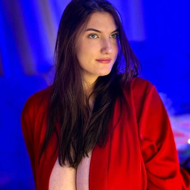 StephieRousee — FansOnlyX creator profile