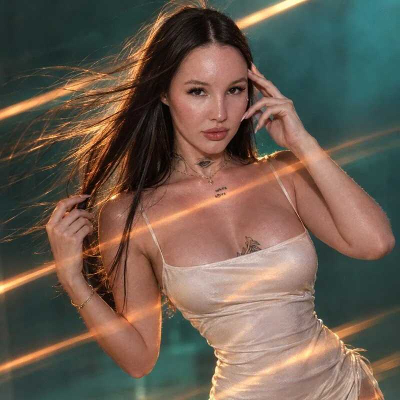 Sasha_Misss — FansOnlyX creator profile