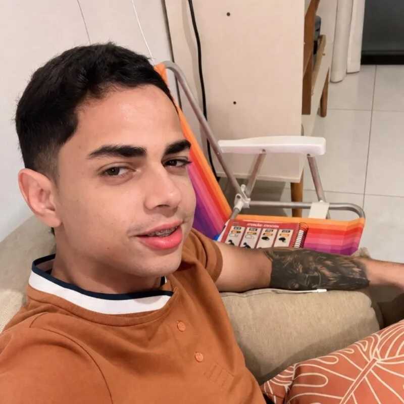 mvaraujo — FansOnlyX creator profile